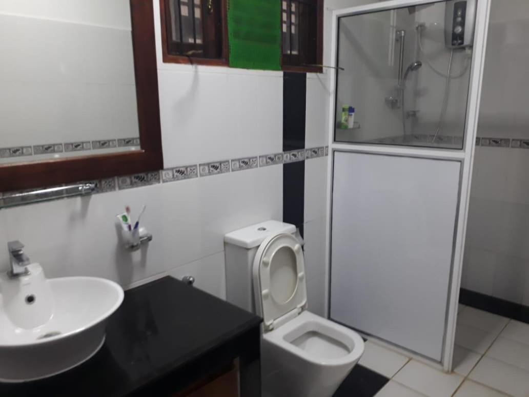 Sunshine Holiday Resort -Sella Kataragama Buitenkant foto