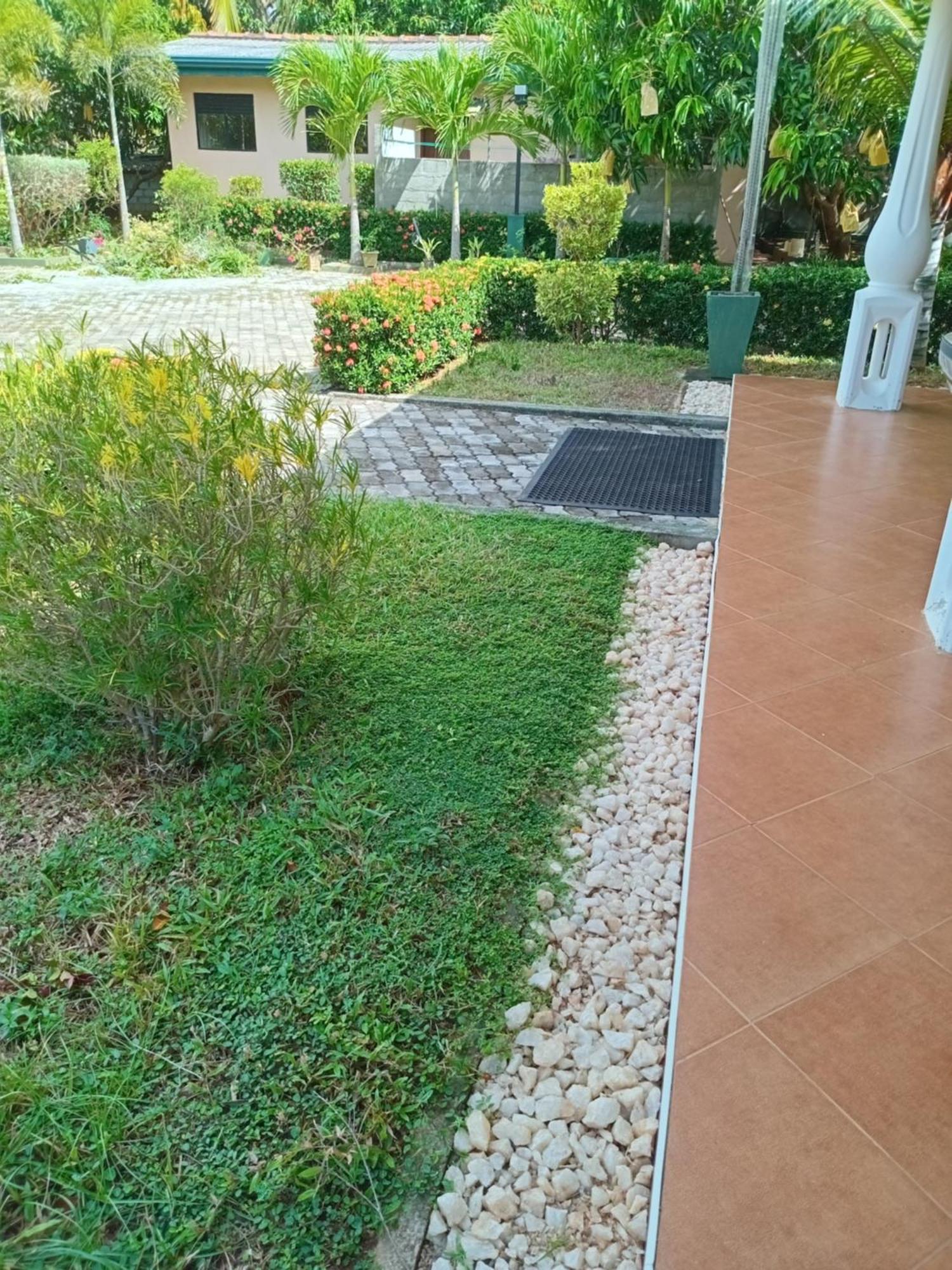 Sunshine Holiday Resort -Sella Kataragama Buitenkant foto